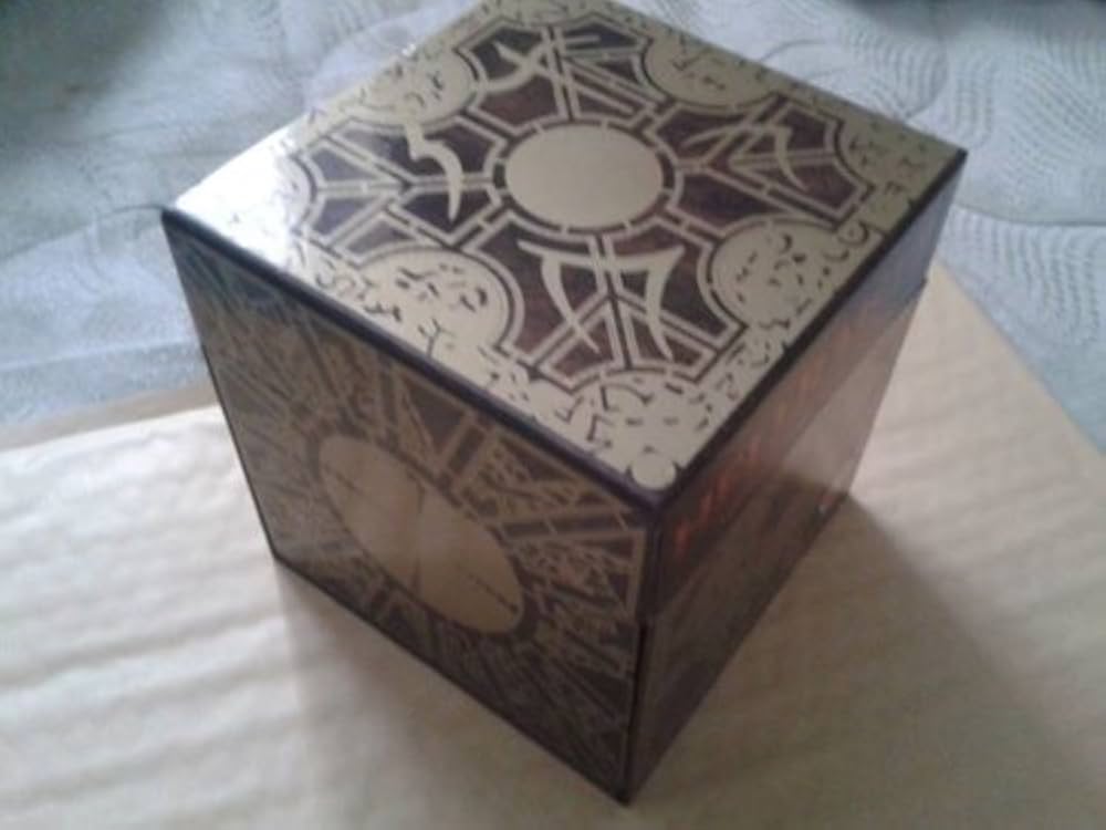 Amazon.co.jp: Hellraiser Limited Edition Puzzle Box Set [DVD